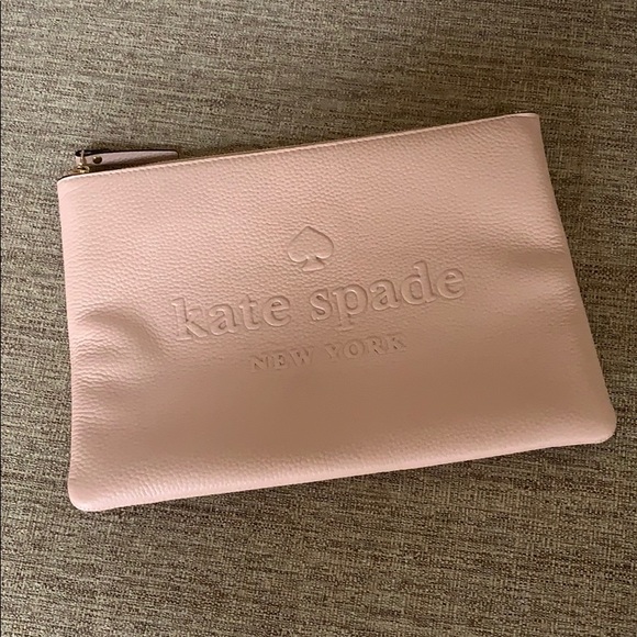 Kate Spade ♠️ Larchmont pouch - Picture 3 of 5